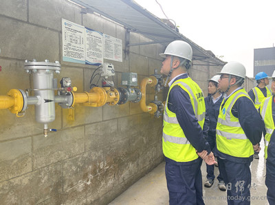 綿竹港華燃?xì)夤?jié)前安全檢查 筑牢燃?xì)庠O(shè)備安全防線，守護萬家煙火氣